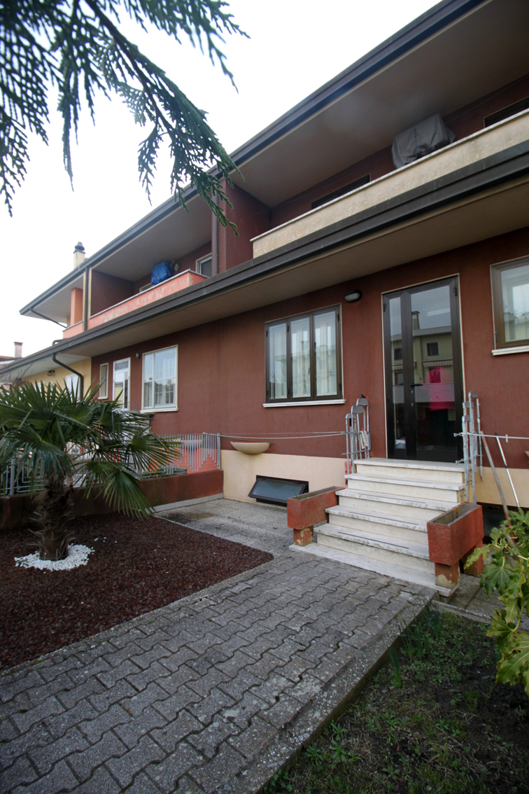 CHIOGGIA CA' LINO VILLA A SCHIERA